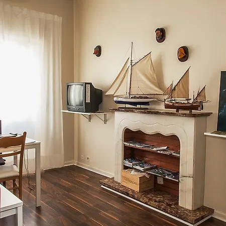 Urban House Hostel Setubal