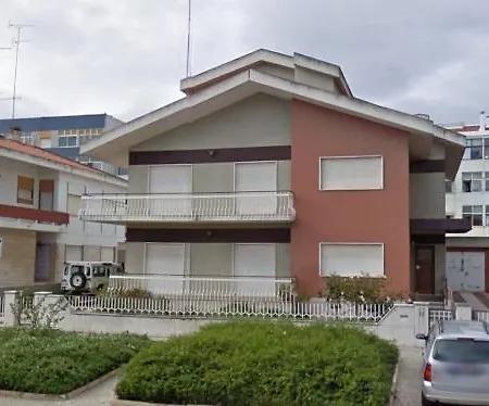 Hostel Urban House Setubal